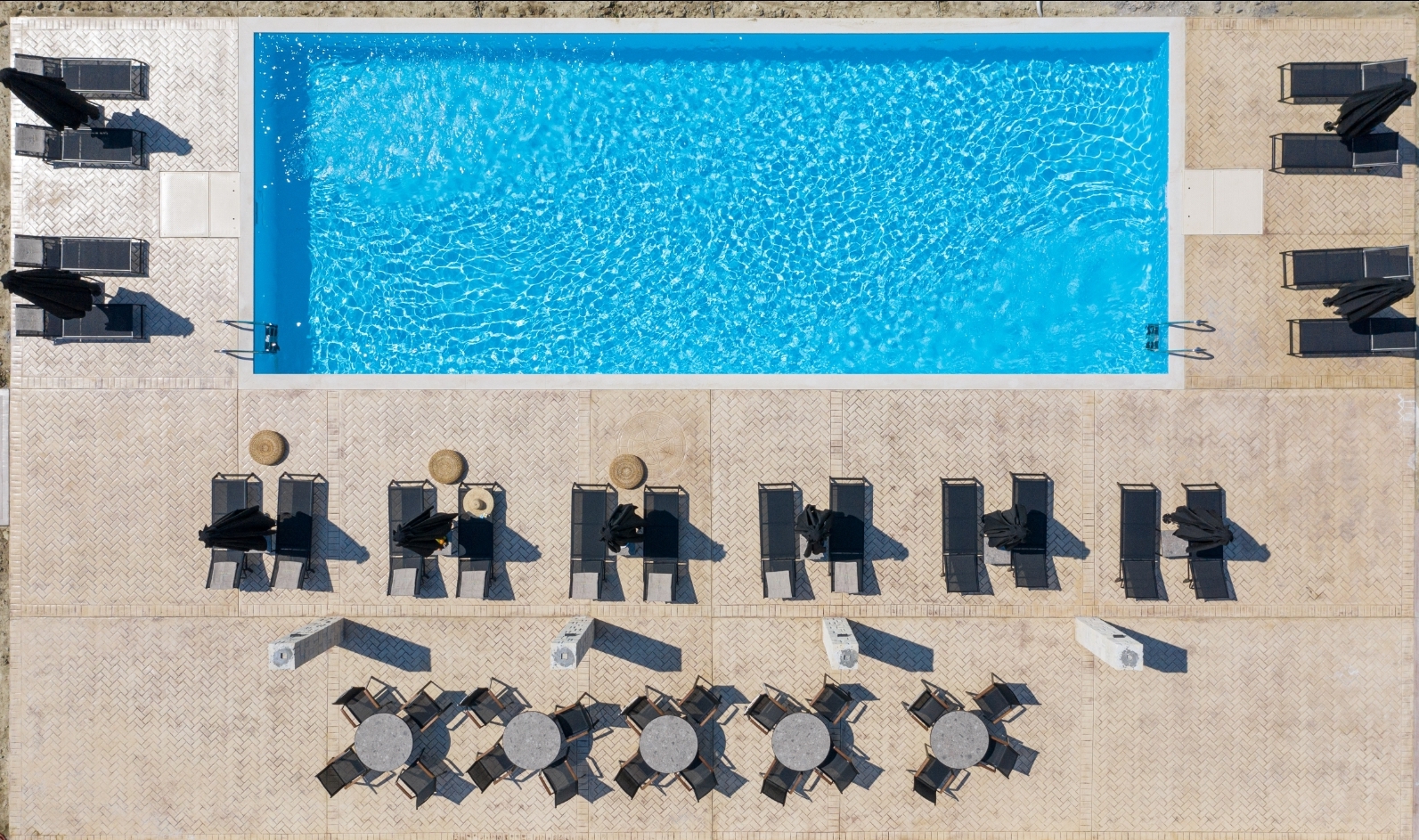 Mint Retreat Suites cover image